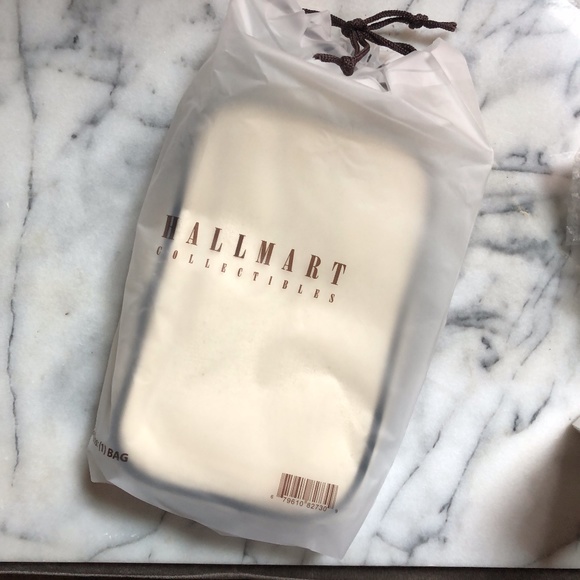 Hallmart Collectibles - Canvas Cosmetic Bag - Picture 3 of 7